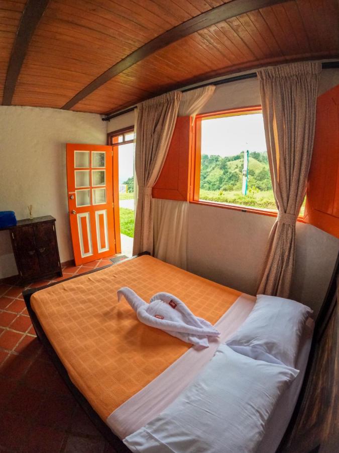 Ecohotel Entrebosques Salento Exteriör bild